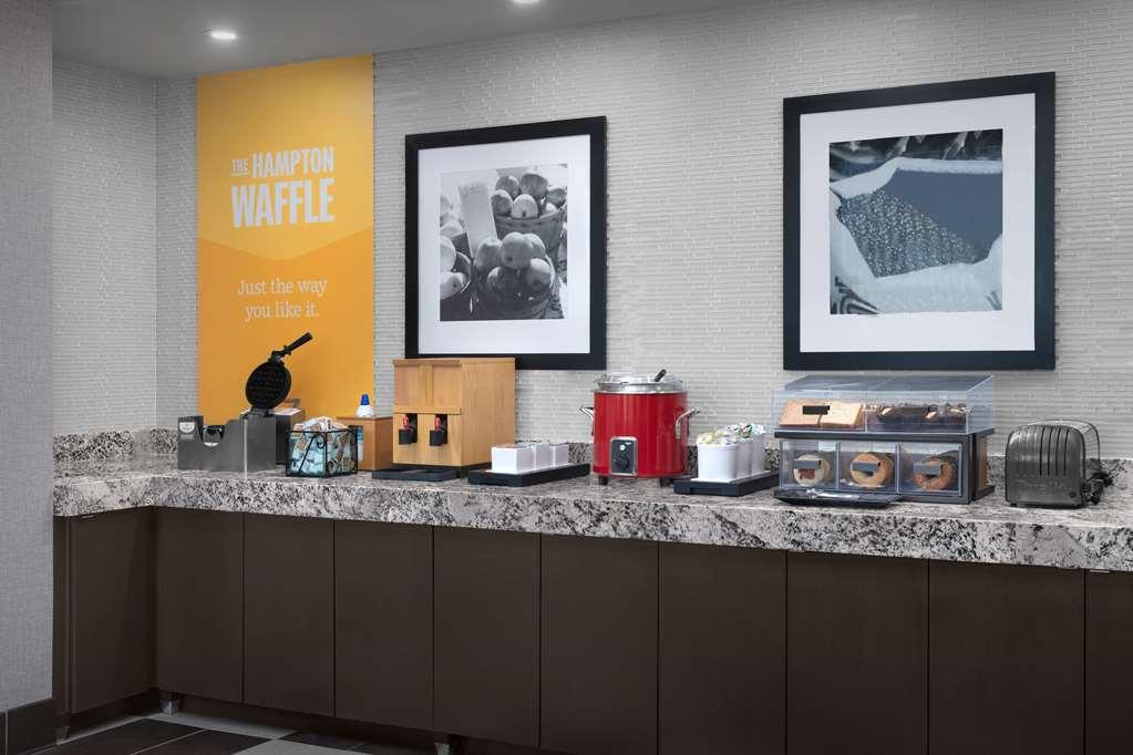 Hampton Inn Washington Dc Noma Union Station Ресторан фото